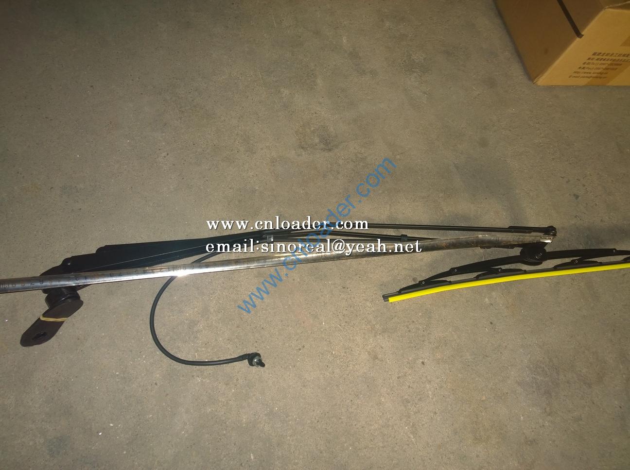 LG855DS.15.32.01 Wiper Blade 60400000658