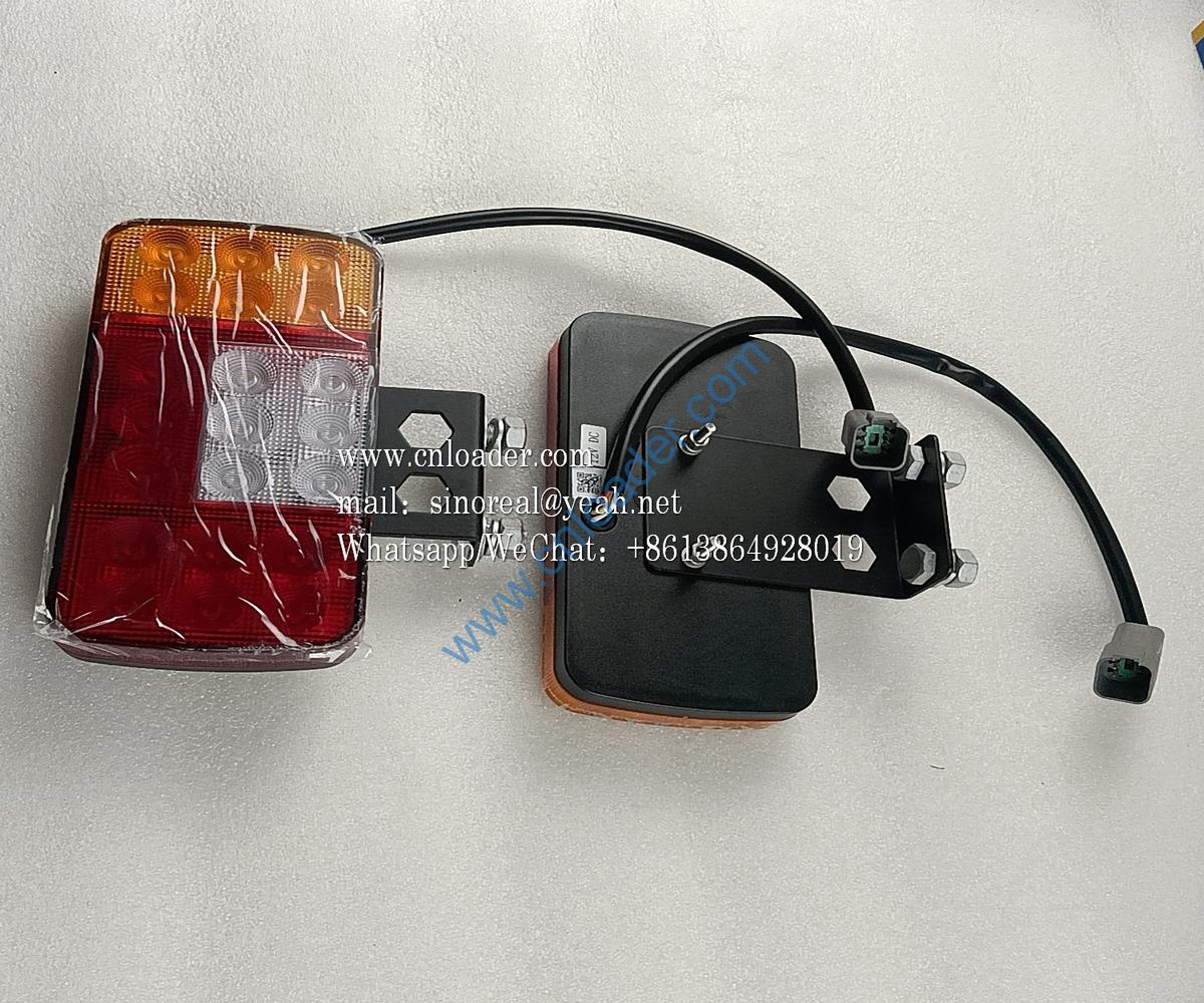 XCMG part left rear taillight 860583151