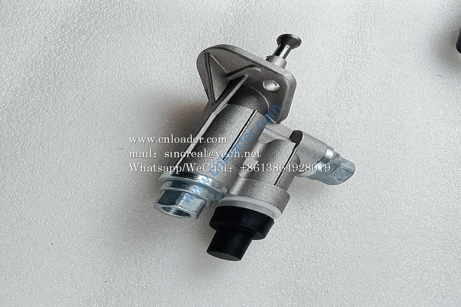 Hand oil pump 4937767
