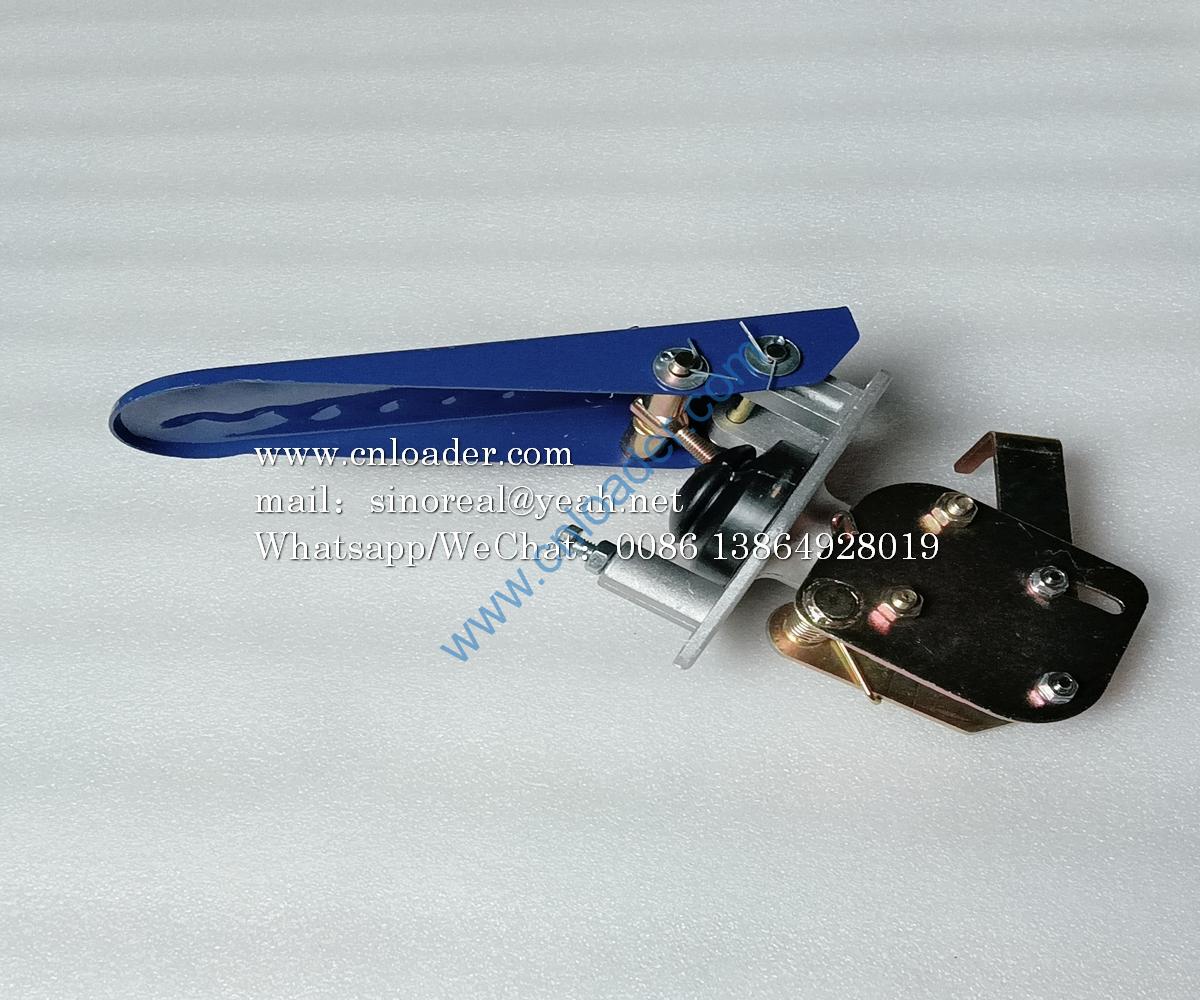 Accelerator pedal ZY75-00 41200000096 - Image 2