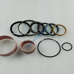 CLG842 Steering Cylinder Repair Kit SP102910