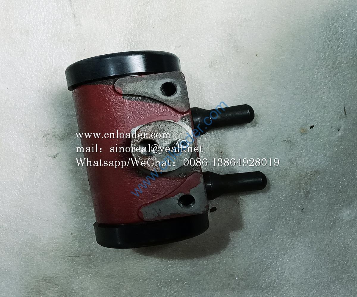 Brake cylinder PY180-H.2.6.2 860106654 L00360003 860106735