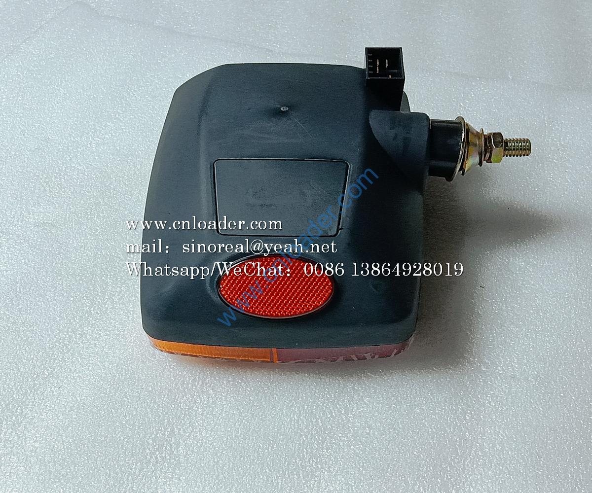 LIUGONG part SD-203 Right working light assembly 32B0078 - Image 2