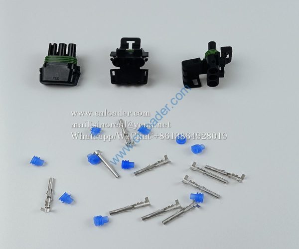 12020829 Three-core female socket 803604649